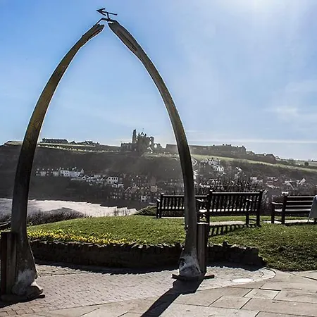 Seaview Heights * Уитби