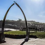 Seaview Heights * Whitby